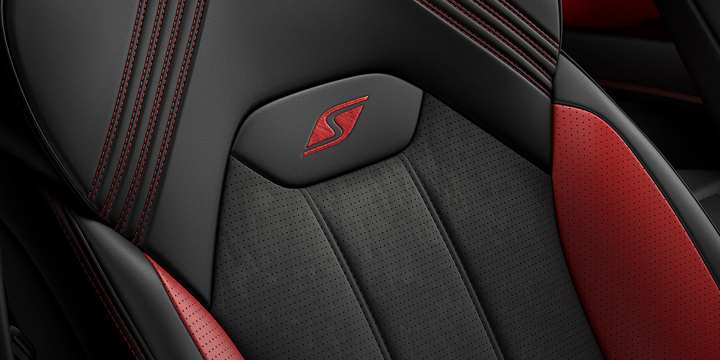 Bentley Suzhou Bentley Bentayga S seat with detailed red Hotspur stitching and black Beluga coloured hide. 